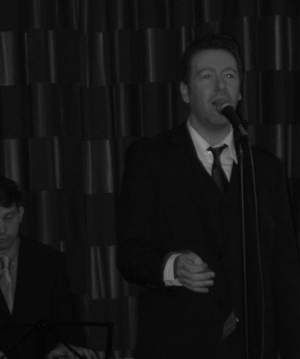Photo: Jazz singer and band for weddings and events in Bristol, Bath, Wiltshire, Somerset, Gloucestershire, Oxford and Oxfordshire - www.Stardust-Music.co.uk